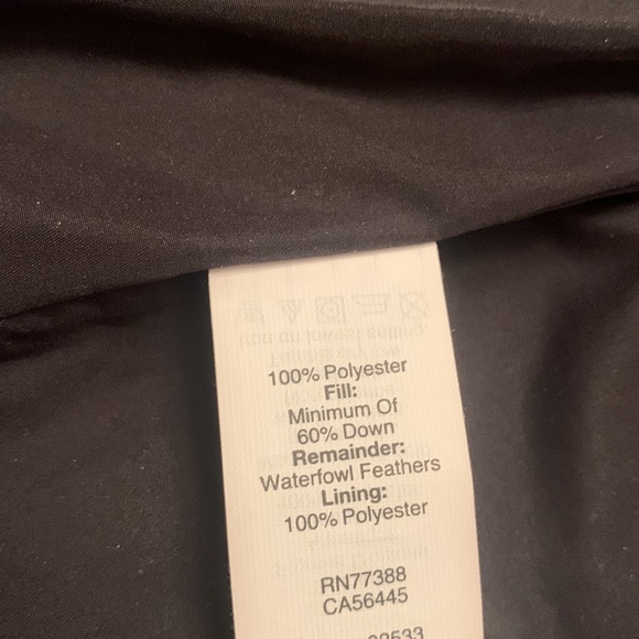 J. Crew Plaid Puffer Vest Checked Checkered Small in Like New Condition - Picture 10 of 11